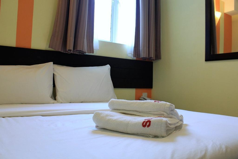 Bedroom 14