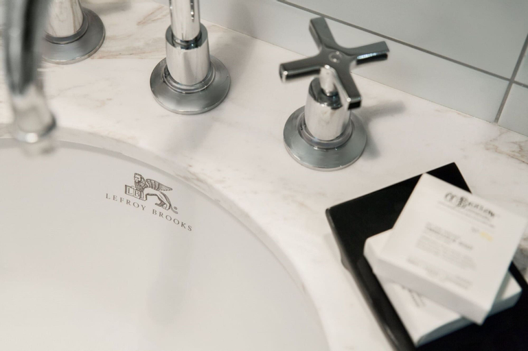 Bathroom 6