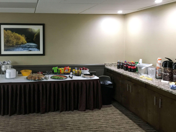 Food & Drinks 5, Comfort Suites Fredericksburg South, Spotsylvania