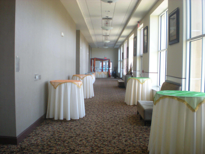 Public Area 2, Hilton Garden Inn Victorville, San Bernardino
