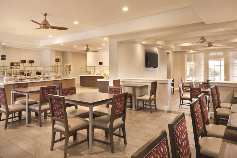 Food & Drinks 5, Embassy Suites Temecula Valley Wine Country, Riverside