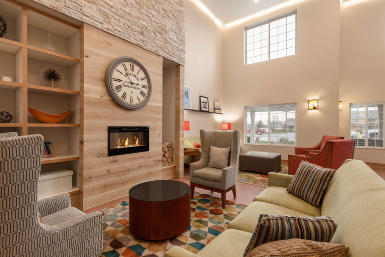 Public Area 3, Country Inn & Suites by Radisson, Ames, IA, Story