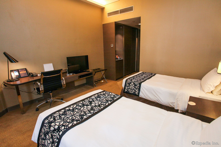 Bedroom 8