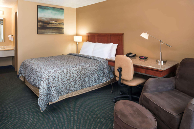 Bedroom 3, Ex Howard Johnson by Wyndham Boise, Ada