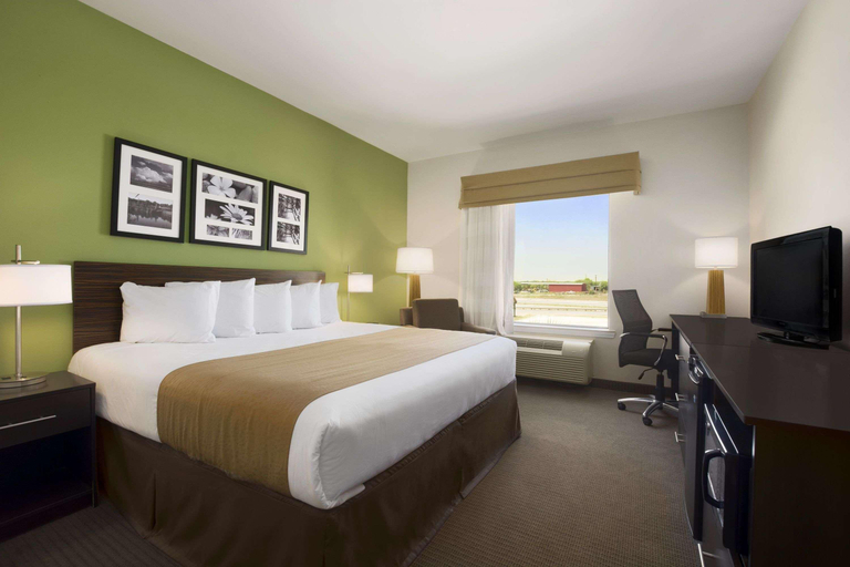 Bedroom 3, Baymont by Wyndham Cotulla, La Salle