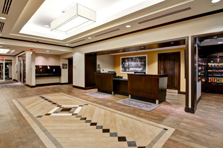 Public Area 2, Hampton Inn by Hilton Toronto Airport Corporate Centre, Toronto