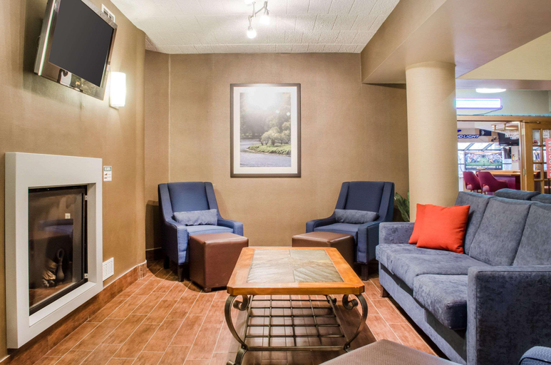 Public Area 2, Comfort Inn West Hazleton, Luzerne
