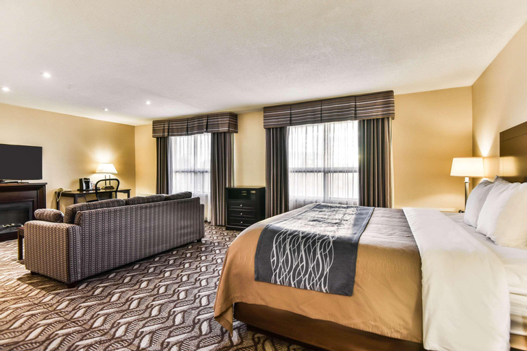 Bedroom 25