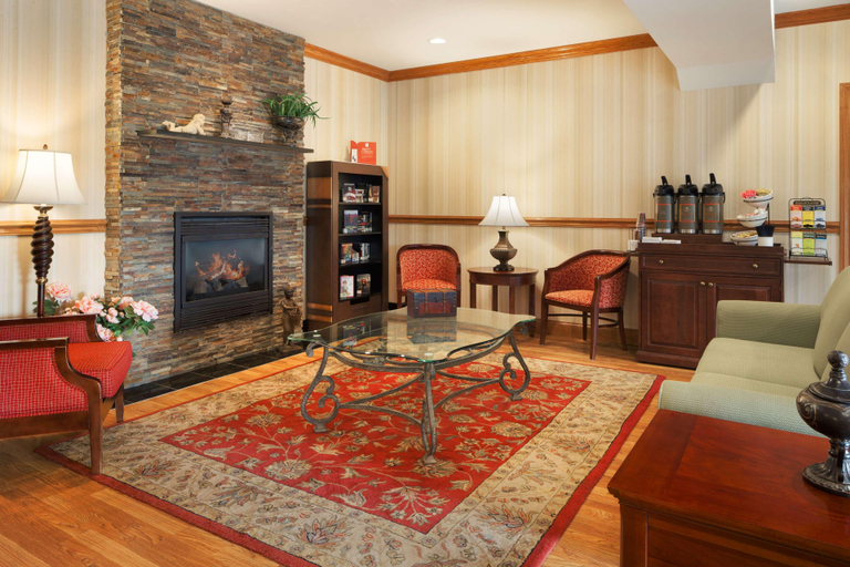 Public Area 2, Country Inn & Suites by Radisson, Macedonia, OH, Summit