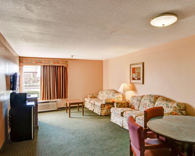 Others 5, Quality Inn Forest Hill - Fort Worth South, Tarrant