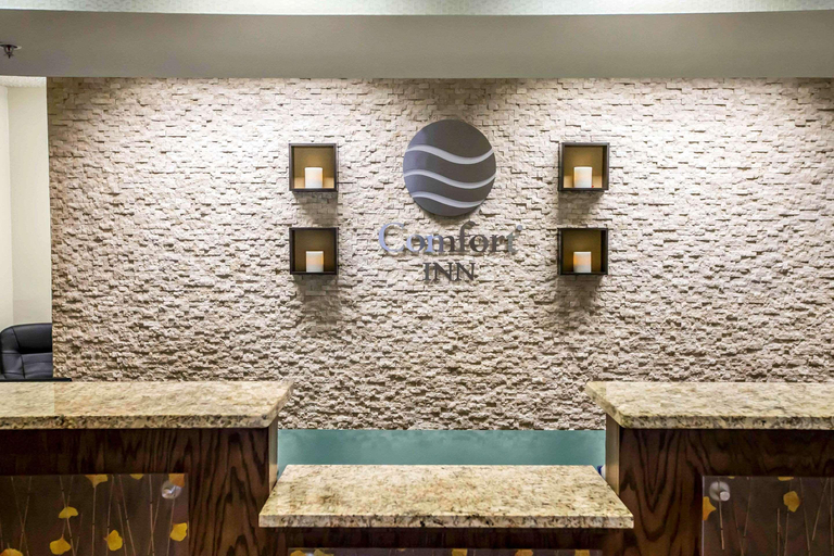 Public Area 3, Comfort Inn Schererville, Lake