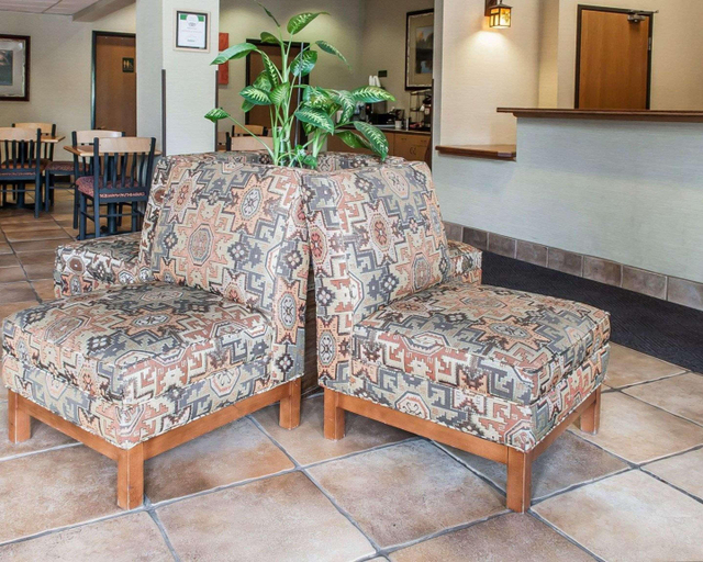 Public Area 2, Comfort Inn & Suites Midtown, Lincoln