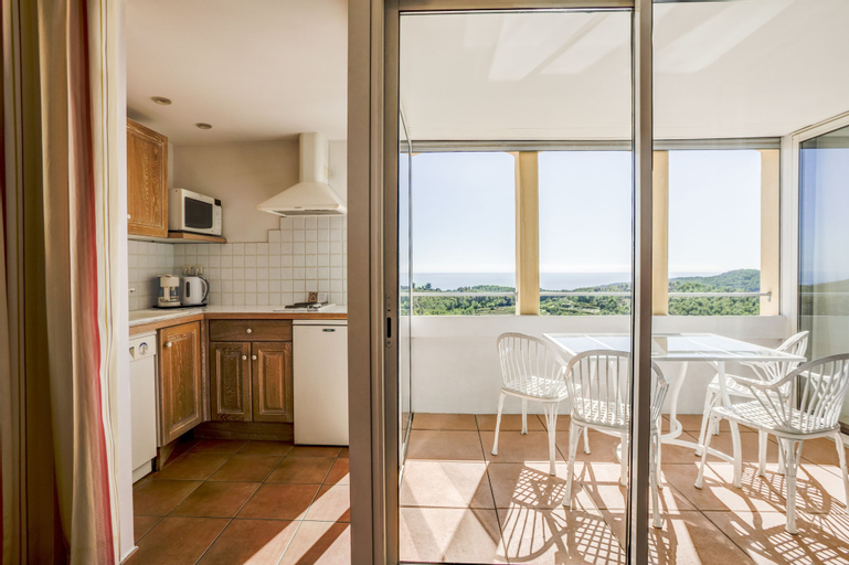 Dining Room 5