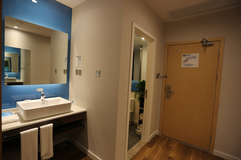 Bathroom 1