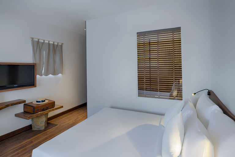 Room 1