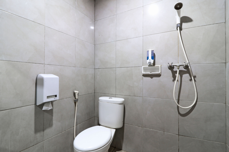 Bathroom 7