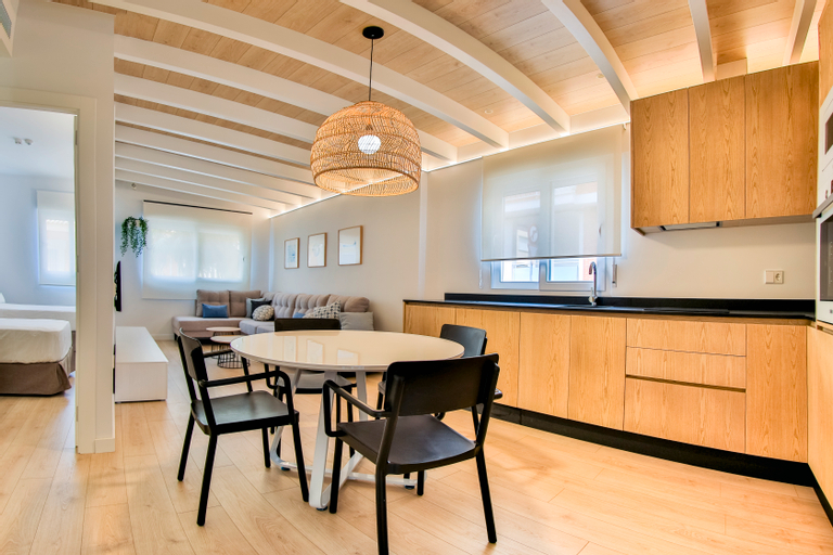 Dining Room 4