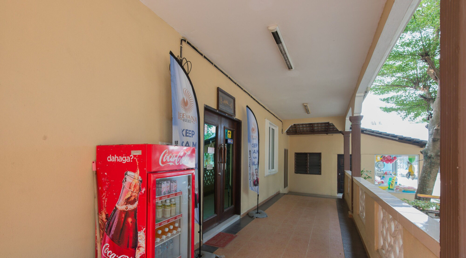 Public Area 3, ZEN Rooms DeeWana Resort, Pasir Putih
