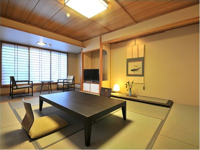 Midoriya Ryokan Kichiemon, Ueda