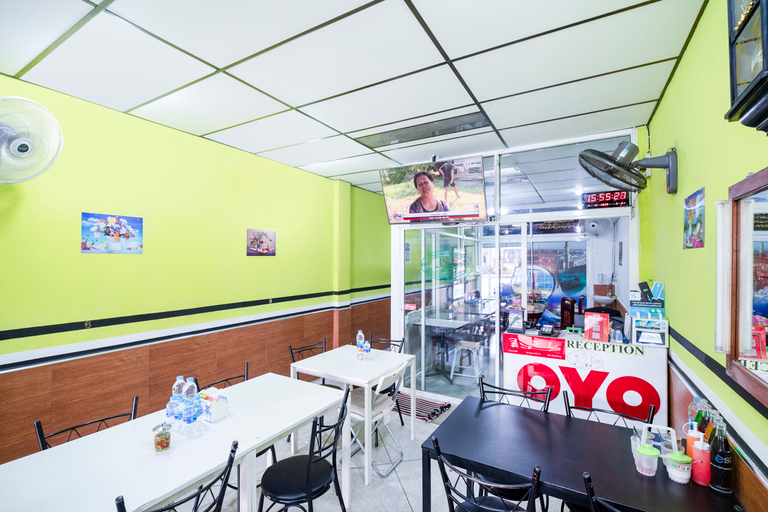 Food & Drinks 5, Daraya Hostel, Pathum Wan