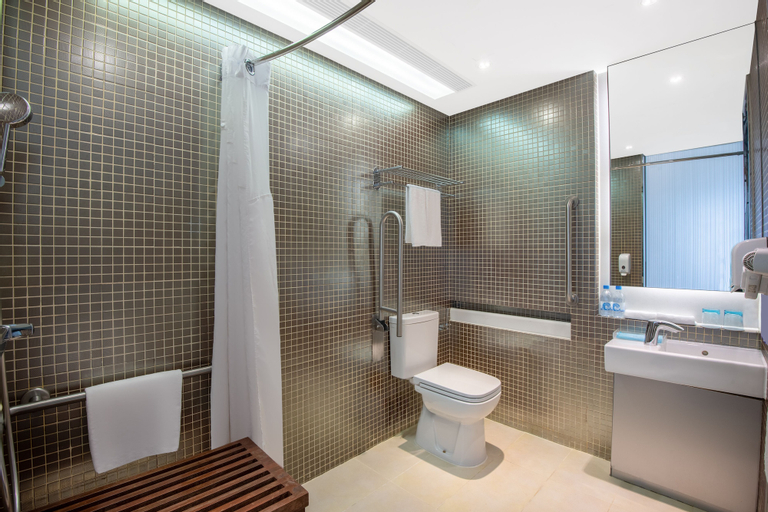Holiday Inn Express Kowloon East, Sai Kung