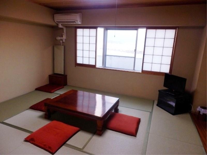 Hotel Biwako Plaza, Lake Biwa