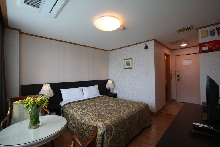 Danyang Tourist Hotel Edelweiss, Danyang