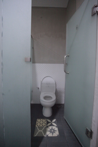 Bathroom 5, Beach Hut Hostel, Badung