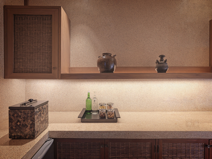 Dining Room 19