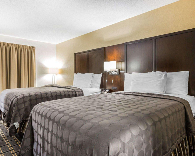 Bedroom 2, Econo Lodge Coliseum, Charleston