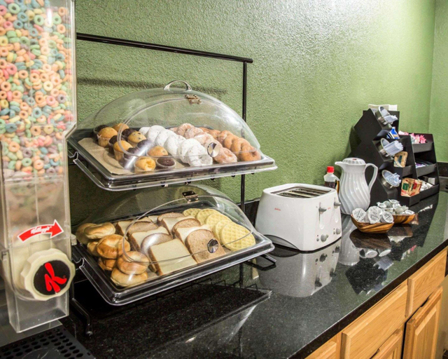 Food & Drinks 4, Rodeway Inn & Suites Plymouth, Washington