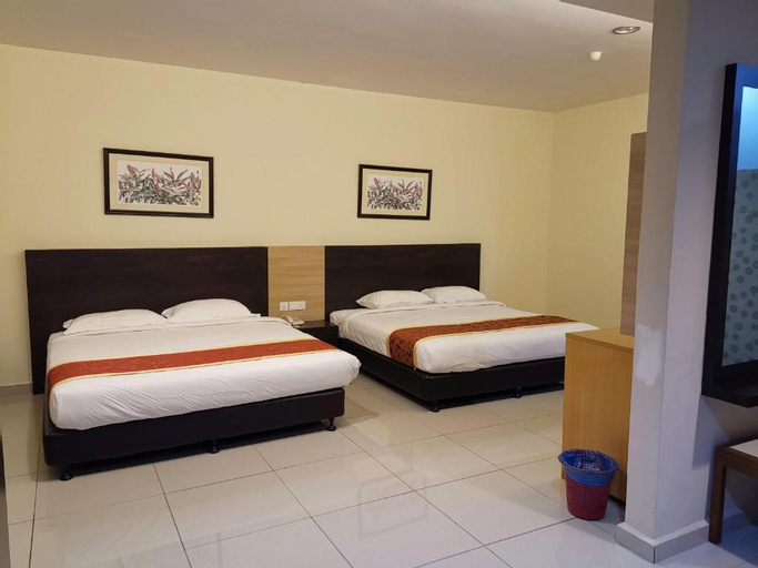 Bedroom 13