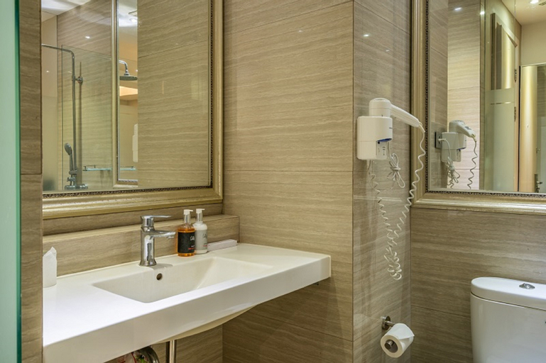 Bathroom 5