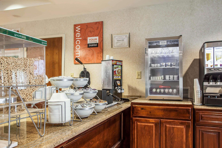 Others 5, Comfort Suites Near University, Middlesex