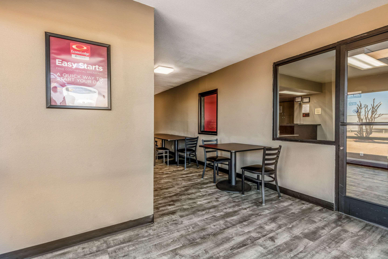 Public Area 3, Econo Lodge West Memphis Area, Crittenden