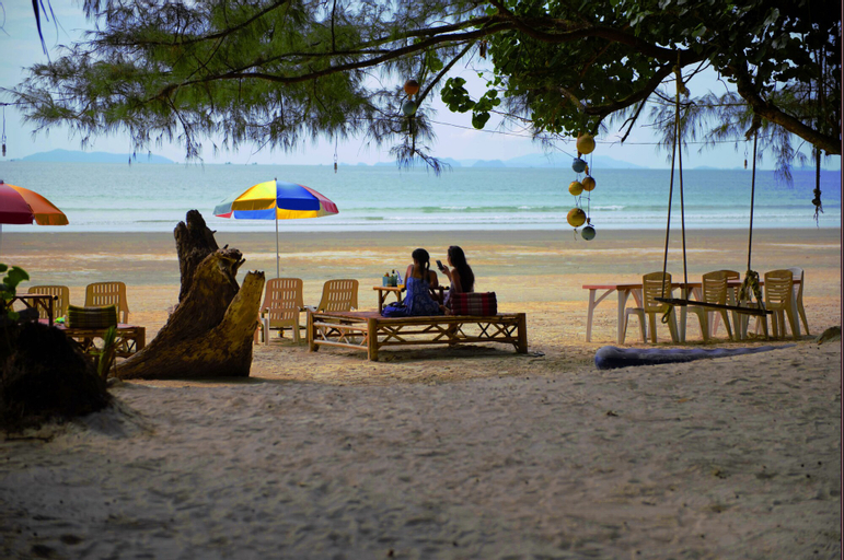 Longbeach Bungalows, Muang Ranong
