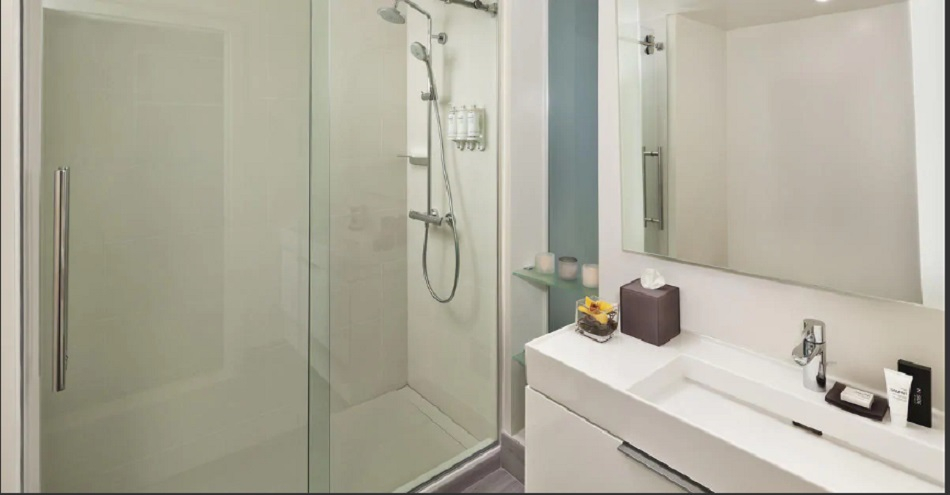 Bathroom 4