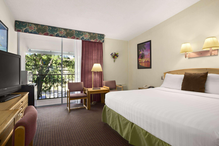 Bedroom 3, Ramada by Wyndham Grand Junction, Mesa