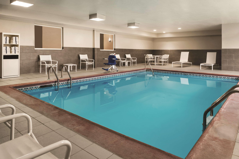 Sport & Beauty 5, Country Inn & Suites by Radisson, Indianapolis Sou, Indianapolis