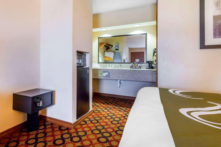 Bedroom 3, Quality Inn & Suites Owasso, Tulsa