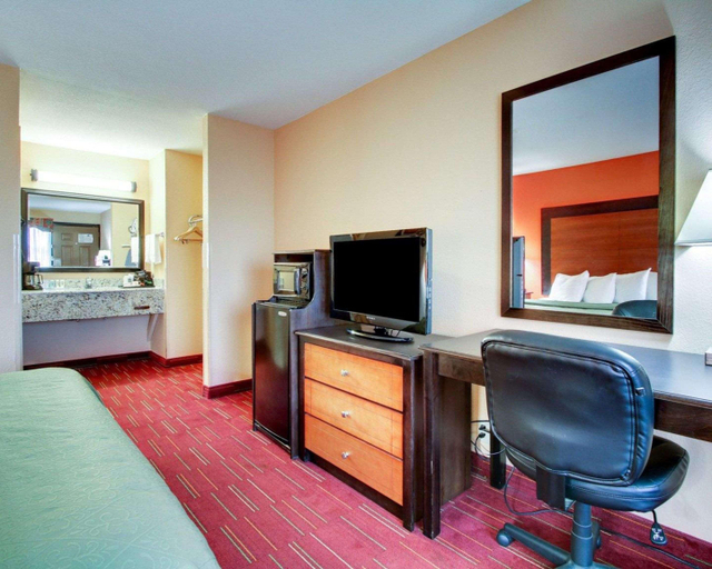 Bedroom 3, Quality Inn Richland, Rankin