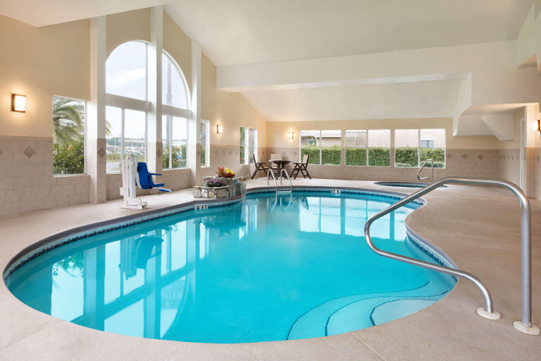Sport & Beauty 5, Country Inn Suites By Radisson Kingsland Ga, Camden