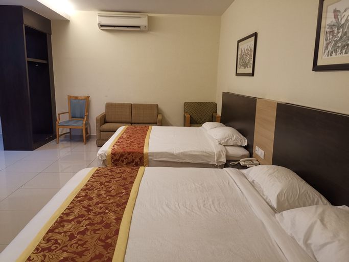 Bedroom 16