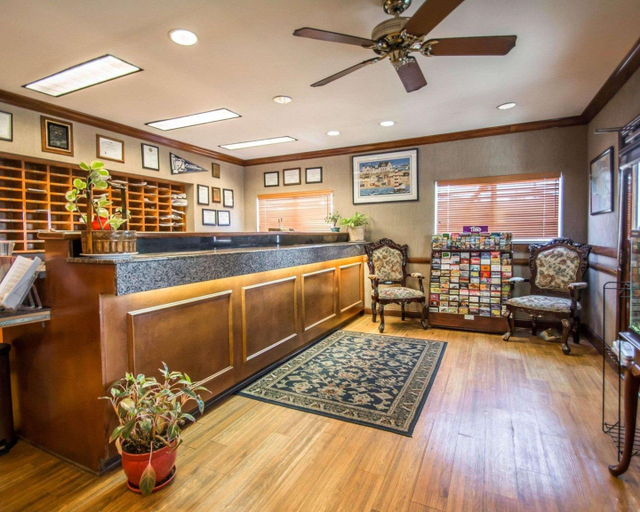 Food & Drinks 5, Tampa Bay Extended Stay Airport, Hillsborough