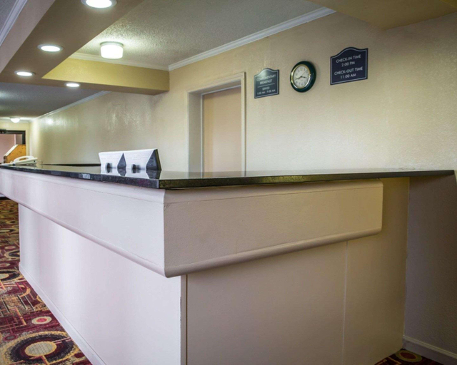 Public Area 2, Rodeway Inn & Suites Plymouth, Washington