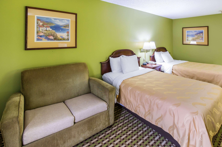 Bedroom 3, Quality Inn Brunswick, Glynn