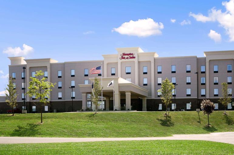 Exterior & Views, Hampton Inn & Suites Mansfield, PA, Tioga