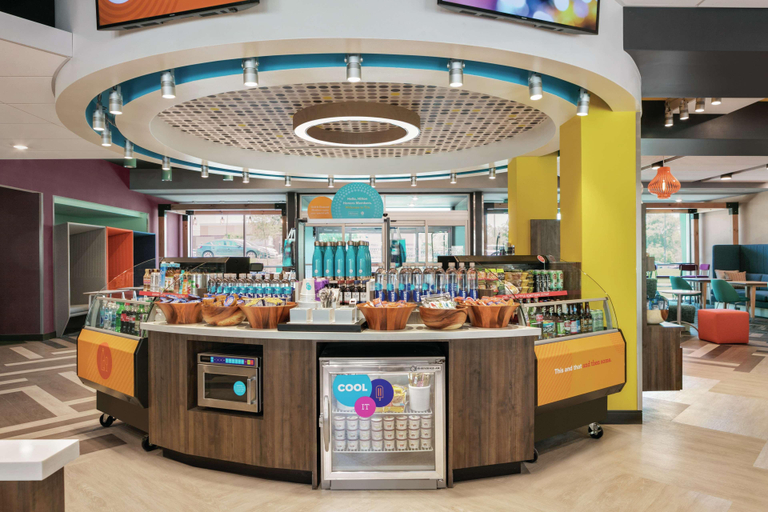 Food & Drinks 4, Tru By Hilton Charlotte Ayrsley Nc, Mecklenburg