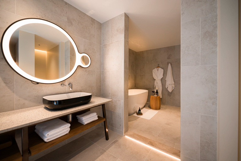 Bathroom 2