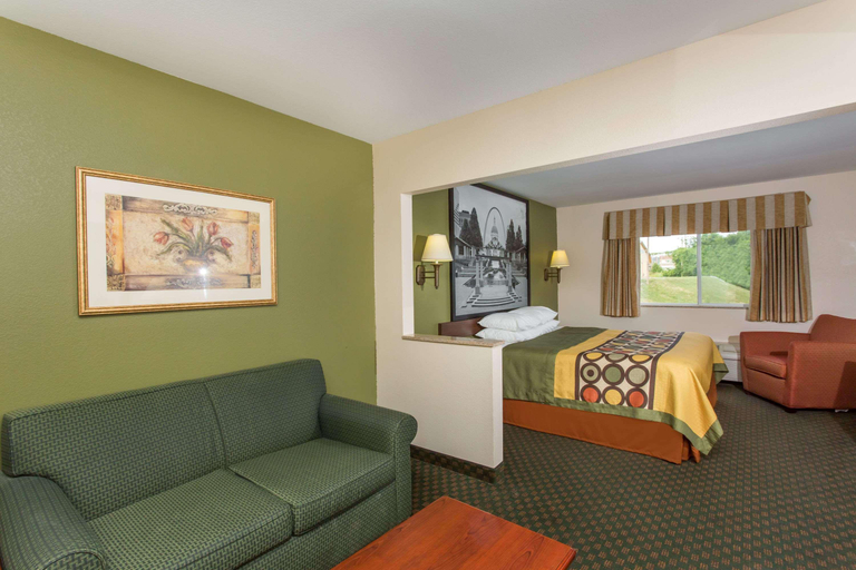 Public Area 2, Super 8 by Wyndham Rolla, Phelps